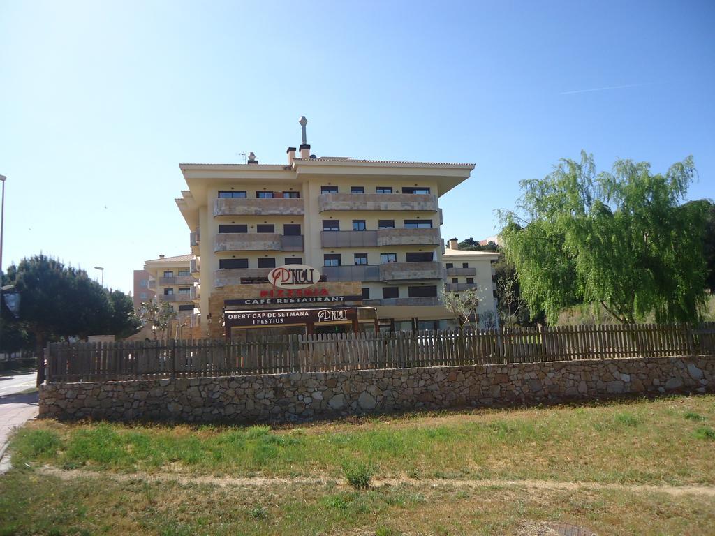 Avenida Fenals Appartement *