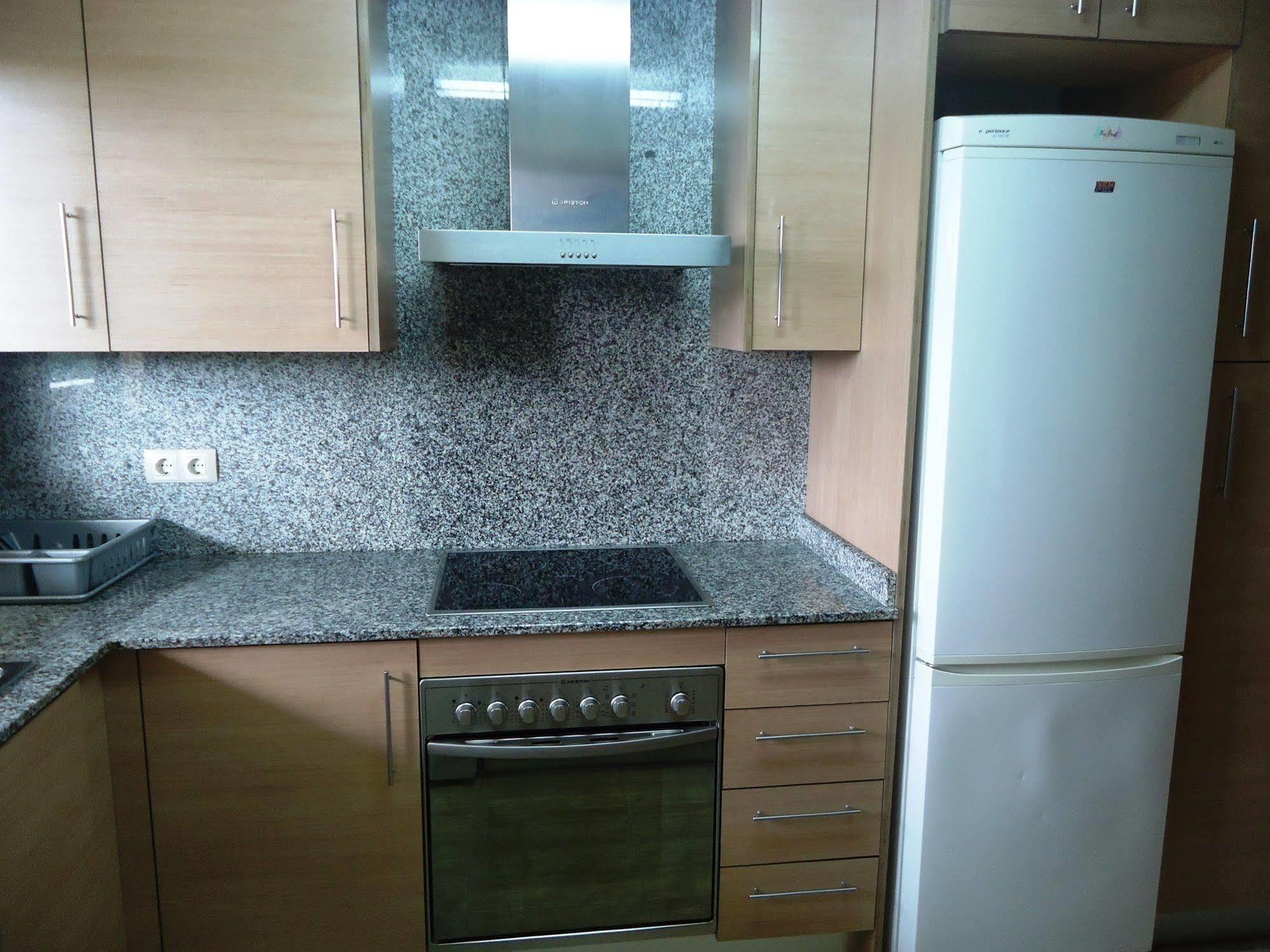 Avenida Fenals Appartement *